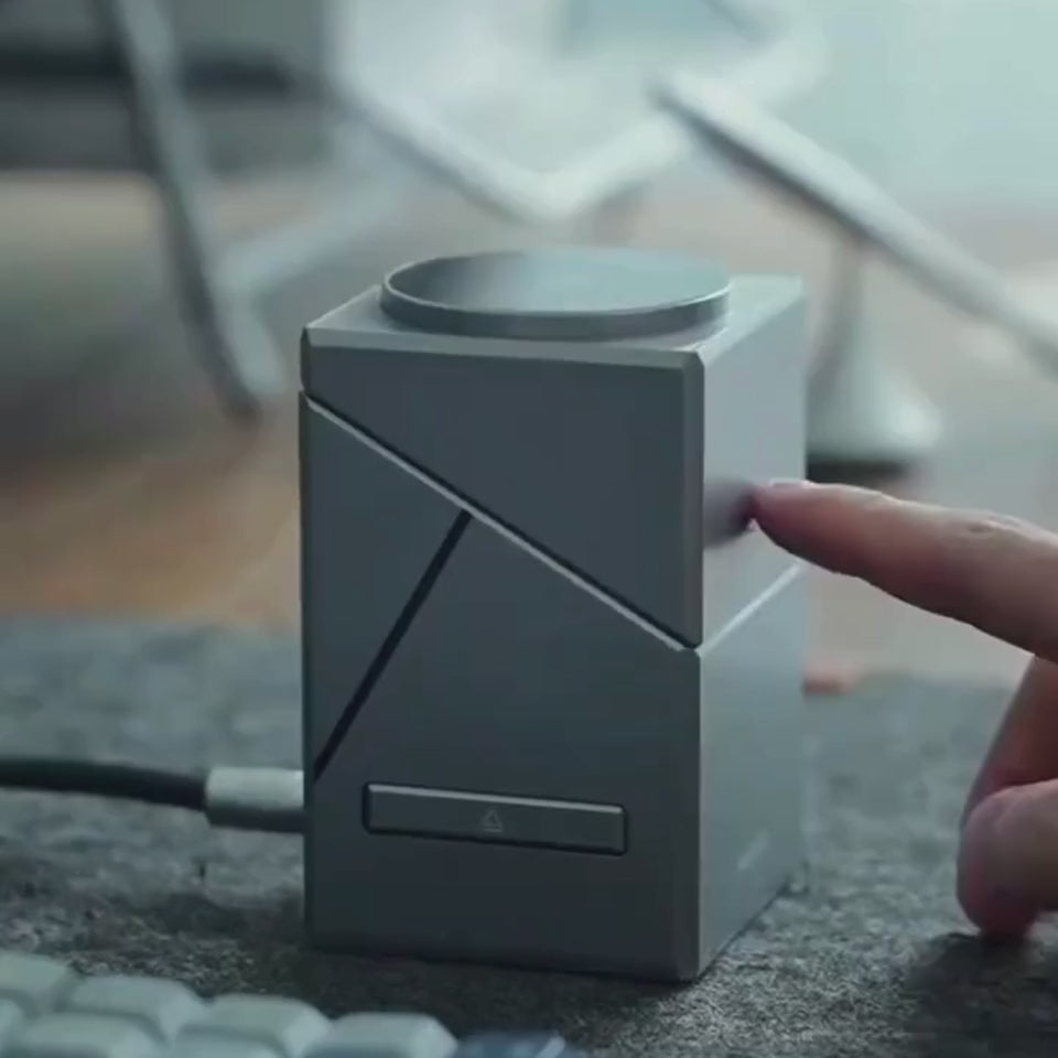 Tetra 3‑in‑1 Wireless Charger